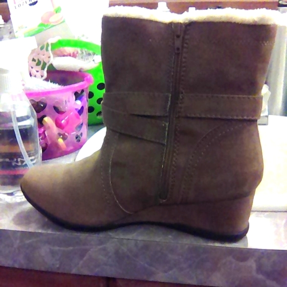 Women's wedged boots - Picture 2 of 6